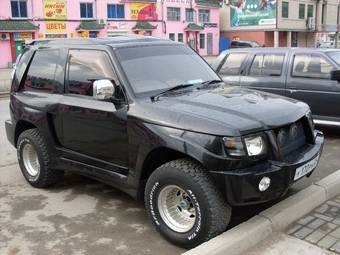 1996 Mitsubishi Pajero Photos