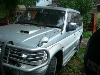 1996 Mitsubishi Pajero Pics
