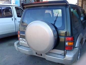 1996 Mitsubishi Pajero Photos