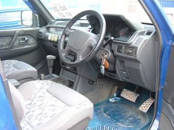 1996 Mitsubishi Pajero Wallpapers