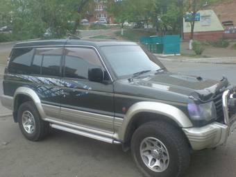 1996 Mitsubishi Pajero Pics