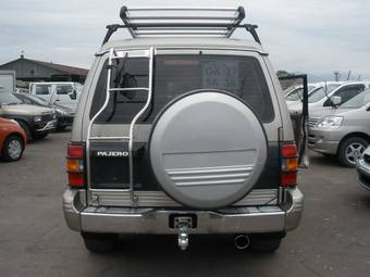 1996 Mitsubishi Pajero Wallpapers