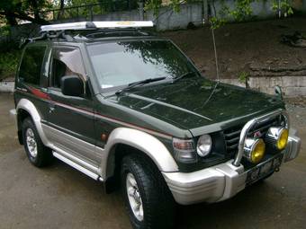 1996 Mitsubishi Pajero Wallpapers