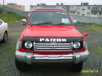 1996 Mitsubishi Pajero Photos
