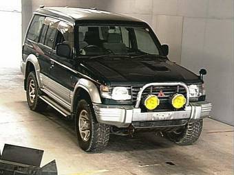 1996 Mitsubishi Pajero Wallpapers