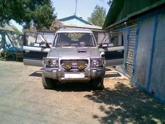 1996 Mitsubishi Pajero Pictures