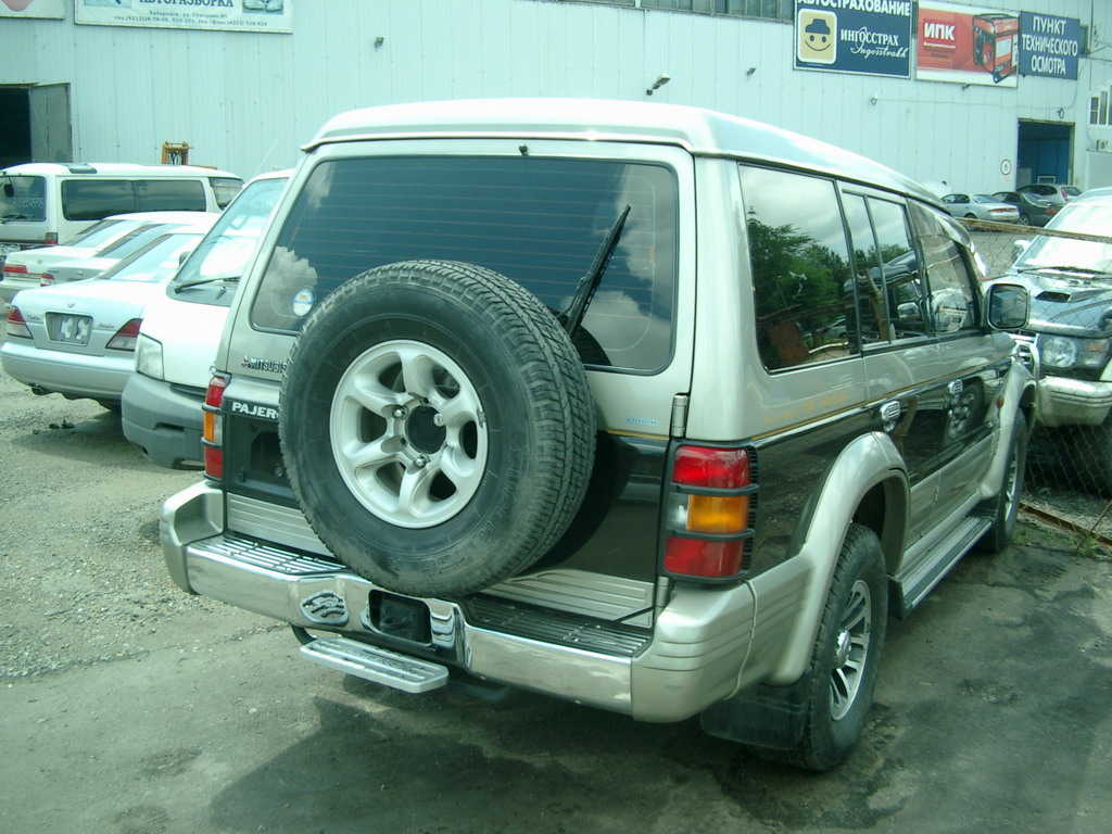 1996 Mitsubishi Pajero