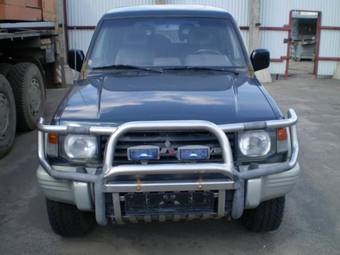 1996 Mitsubishi Pajero Pictures