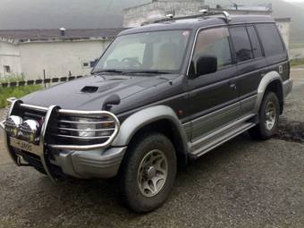 1996 Mitsubishi Pajero Pictures