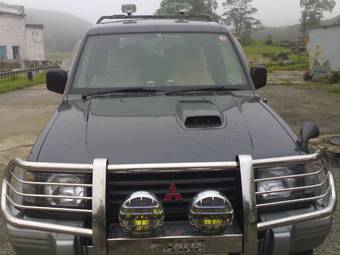 1996 Mitsubishi Pajero Photos