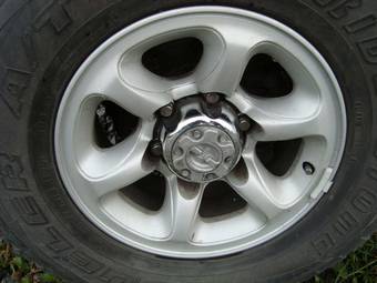 1996 Mitsubishi Pajero Photos