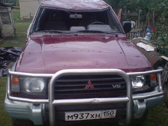 1996 Mitsubishi Pajero Photos