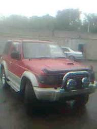 1996 Mitsubishi Pajero Photos