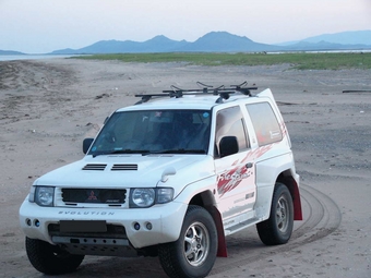 1997 Mitsubishi Pajero