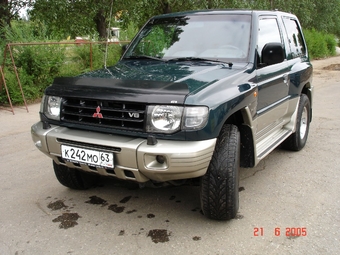 1997 Mitsubishi Pajero