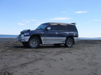 1997 Mitsubishi Pajero