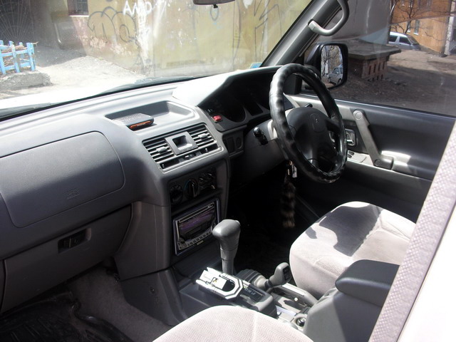 1997 Mitsubishi Pajero