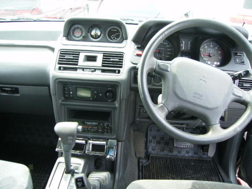 1997 Mitsubishi Pajero