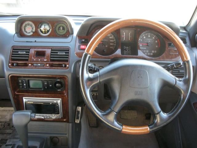 1997 Mitsubishi Pajero