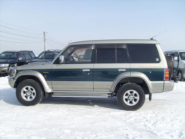 1997 Mitsubishi Pajero