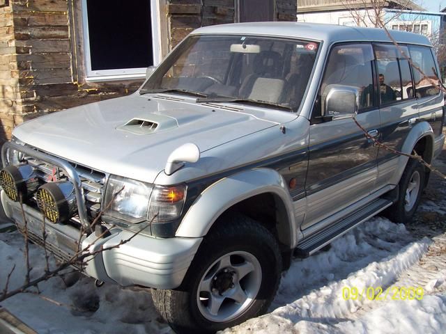 1997 Mitsubishi Pajero