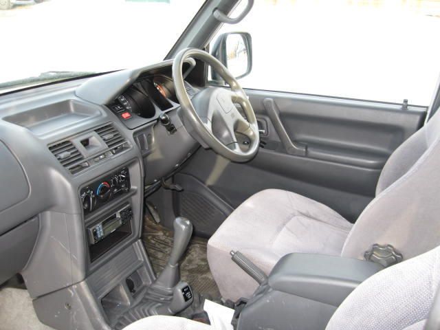 1997 Mitsubishi Pajero