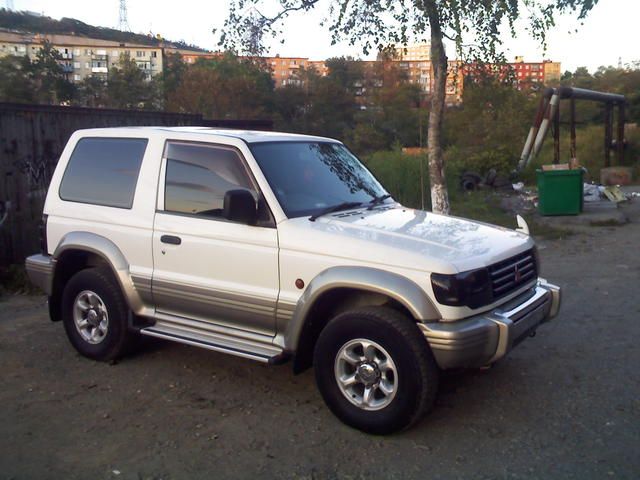 1997 Mitsubishi Pajero