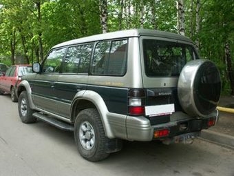 1997 Mitsubishi Pajero Wallpapers