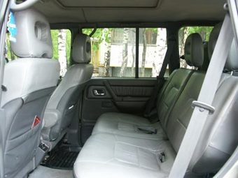 1997 Mitsubishi Pajero Images