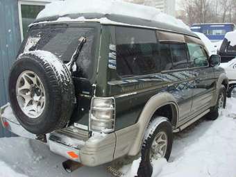 1997 Mitsubishi Pajero Pictures