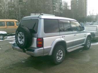 1997 Mitsubishi Pajero Pics
