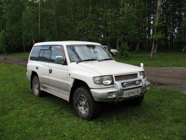 1997 Mitsubishi Pajero