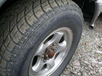 1997 Mitsubishi Pajero Photos
