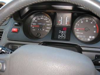 1997 Mitsubishi Pajero Photos