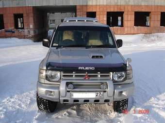 1997 Mitsubishi Pajero Pics