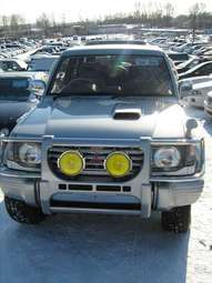 1997 Mitsubishi Pajero Pictures