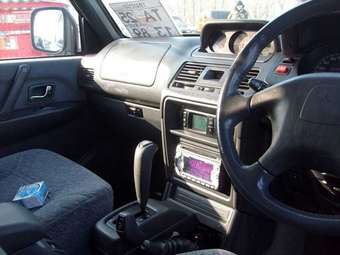 1997 Mitsubishi Pajero Pics