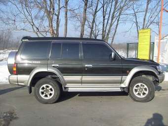 1997 Mitsubishi Pajero Pics