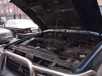 1997 Mitsubishi Pajero Wallpapers