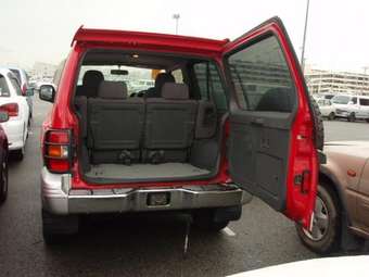 1997 Mitsubishi Pajero Images