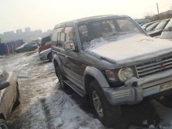 1997 Mitsubishi Pajero Photos