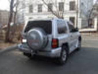 1997 Mitsubishi Pajero Photos
