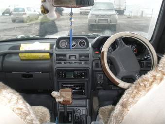 1997 Mitsubishi Pajero Wallpapers