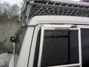 1997 Mitsubishi Pajero Pictures