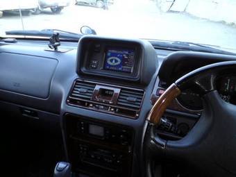 1997 Mitsubishi Pajero Pictures