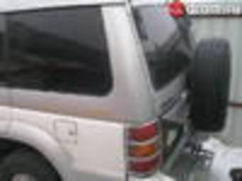 1997 Mitsubishi Pajero Images