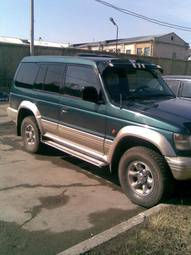 1997 Mitsubishi Pajero Photos
