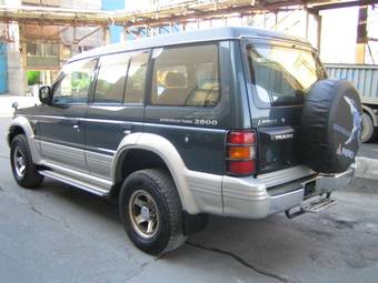 1997 Mitsubishi Pajero Wallpapers