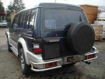 1997 Mitsubishi Pajero Photos
