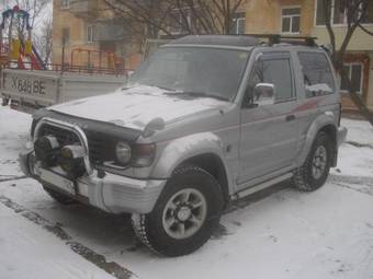 1997 Mitsubishi Pajero Wallpapers